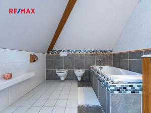 Prodej rodinného domu, Hlásná Třebaň, K Černé Skále, 247 m2