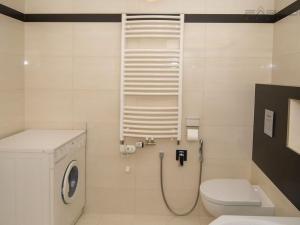 Pronájem bytu 4+kk, Praha - Vysočany, Za Lidovým domem, 99 m2