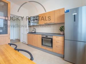 Pronájem bytu 2+1, Praha - Smíchov, U Malvazinky, 82 m2