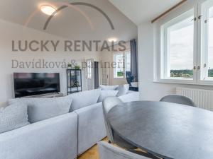 Pronájem bytu 2+1, Praha - Smíchov, U Malvazinky, 82 m2