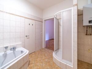 Pronájem bytu 3+kk, Pardubice, Smilova, 94 m2