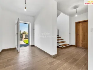 Prodej rodinného domu, Cerhenice, Antonína Hampla, 238 m2