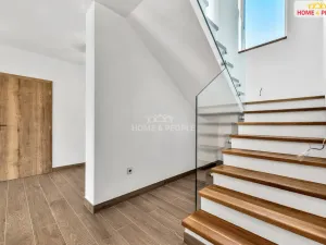 Prodej rodinného domu, Cerhenice, Antonína Hampla, 238 m2