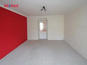 Pronájem bytu 3+1, Kolín, Bachmačská, 58 m2