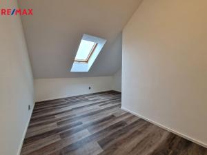 Pronájem bytu 2+1, Lochovice, 64 m2