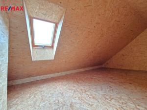 Pronájem bytu 2+1, Lochovice, 64 m2