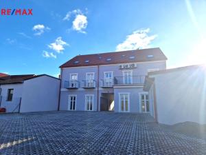 Pronájem bytu 2+1, Lochovice, 64 m2