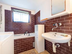Prodej rodinného domu, Jičíněves - Labouň, 120 m2