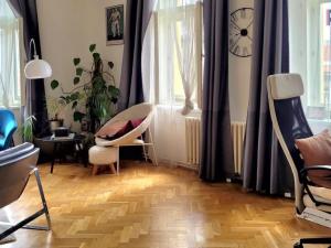 Pronájem bytu 2+1, Praha - Vinohrady, Jugoslávská, 106 m2