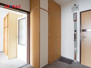 Pronájem bytu 2+kk, Praha - Černý Most, Generála Janouška, 44 m2