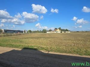 Prodej pole, Šlapanice, 2007 m2