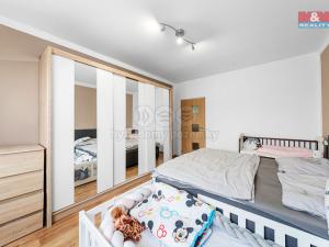 Prodej bytu 3+1, Děčín - Děčín IX-Bynov, Pod Vrchem, 78 m2