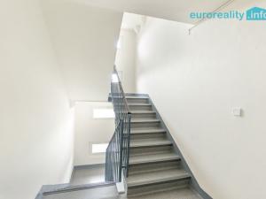 Prodej bytu 2+1, Česká Lípa, Sluneční, 56 m2