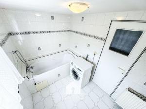 Prodej rodinného domu, Libouchec, 260 m2