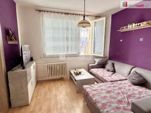 Pronájem bytu 1+1, Ústí nad Labem - Severní Terasa, Kmochova, 36 m2
