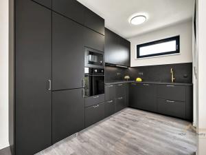 Prodej bytu 2+kk, Praha - Vysočany, Svatošových, 60 m2