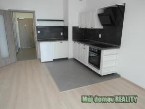 Pronájem bytu 1+kk, Praha - Letňany, Hlučkova, 34 m2
