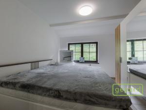 Prodej atypického bytu, Karlovy Vary, Pražská silnice, 72 m2