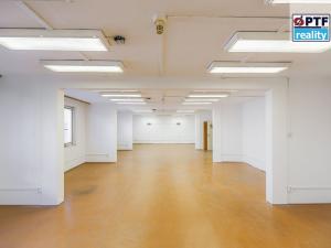 Pronájem výrobních prostor, Karlovy Vary, Jáchymovská, 50 m2