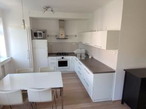 Pronájem bytu 3+kk, Praha - Vršovice, Gruzínská, 67 m2