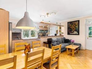 Prodej vily, Nižbor, Nad Sklárnou, 747 m2