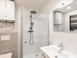 Pronájem bytu 1+1, Praha - Smíchov, Lidická, 39 m2