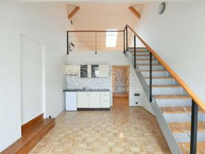 Pronájem bytu 1+1, Praha - Smíchov, Lidická, 39 m2