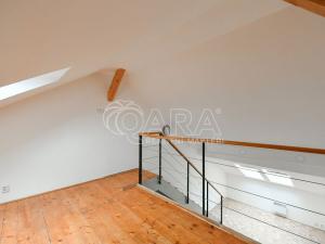 Pronájem bytu 1+1, Praha - Smíchov, Lidická, 39 m2