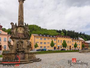 Prodej bytu 2+kk, Žacléř, Rýchorské náměstí, 37 m2