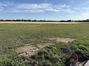 Prodej pozemku pro bydlení, Sány, 927 m2