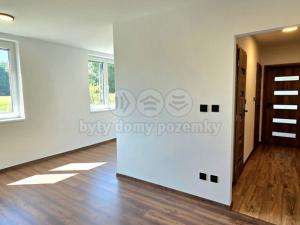 Prodej bytu 3+1, Všeradov, 58 m2