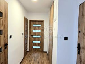Prodej bytu 3+1, Všeradov, 58 m2