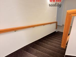 Pronájem komerční nemovitosti, Karlovy Vary, Dr. Davida Bechera, 270 m2