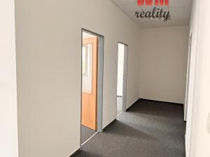 Pronájem komerční nemovitosti, Karlovy Vary, Dr. Davida Bechera, 270 m2
