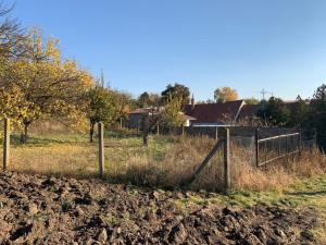 Prodej pozemku pro bydlení, Holubice, 2099 m2