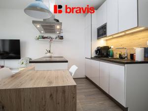 Pronájem bytu 2+kk, Brno - Žebětín, Přírodní, 43 m2