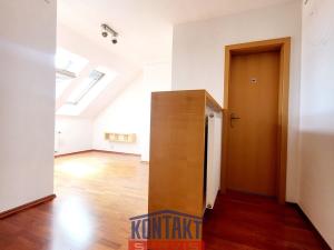 Pronájem bytu 2+1, České Budějovice, U Trojice, 72 m2
