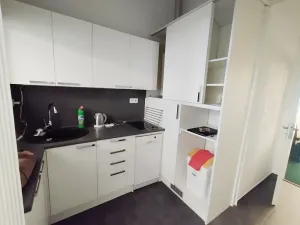 Pronájem obchodního prostoru, Hradec Králové, Úzká, 72 m2