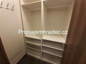 Pronájem bytu 2+kk, Hradec Králové, Kejzlarova, 61 m2
