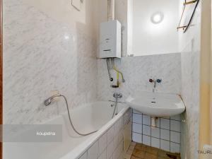 Prodej bytu 2+1, Plzeň, Brojova, 59 m2