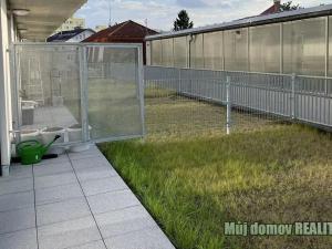 Pronájem bytu 2+kk, Praha - Řepy, Hofbauerova, 44 m2