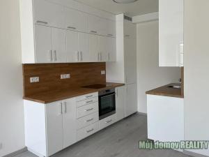 Pronájem bytu 2+kk, Praha - Řepy, Hofbauerova, 44 m2