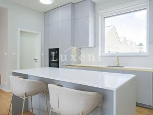 Prodej rodinného domu, Praha - Lysolaje, Horní náměstí, 112 m2