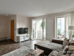 Pronájem bytu 3+kk, Praha - Vinohrady, Záhřebská, 68 m2