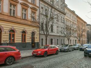 Pronájem bytu 3+kk, Praha - Vinohrady, Záhřebská, 68 m2