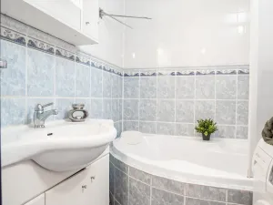 Prodej bytu 3+1, Trutnov, Pampelišková, 75 m2