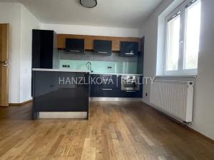Pronájem bytu 2+kk, Hluboká nad Vltavou, Třeboňská, 49 m2