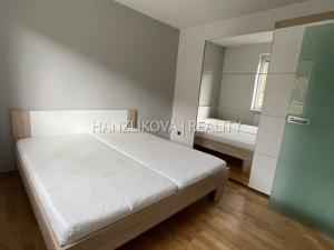 Pronájem bytu 2+kk, Hluboká nad Vltavou, Třeboňská, 49 m2