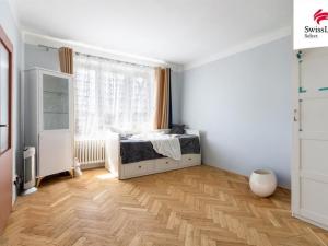 Pronájem bytu 1+1, Praha - Žižkov, Pod lipami, 37 m2