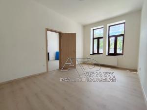 Pronájem atypického bytu, České Budějovice, Fráni Šrámka, 65 m2